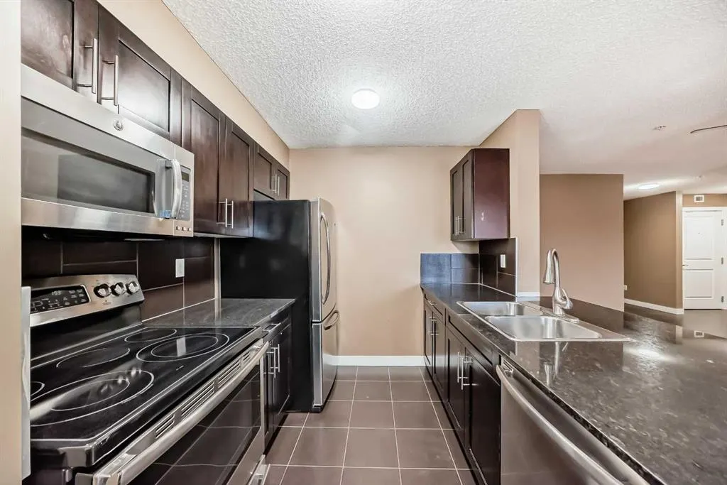 403 Mackenzie Way SW, #4320
