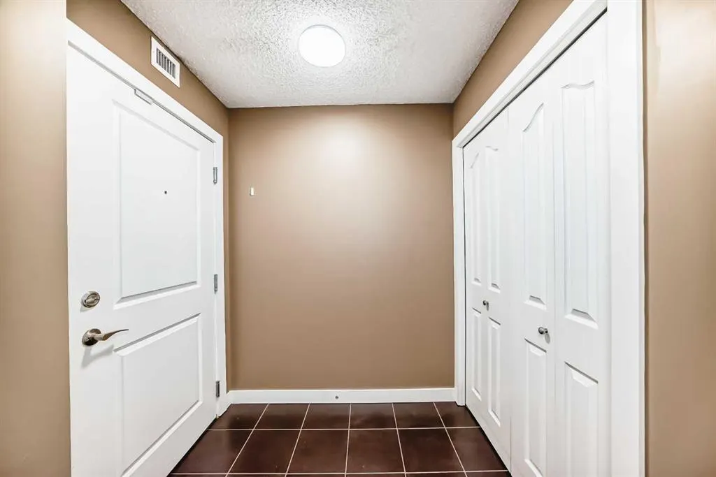 403 Mackenzie Way SW, #4320