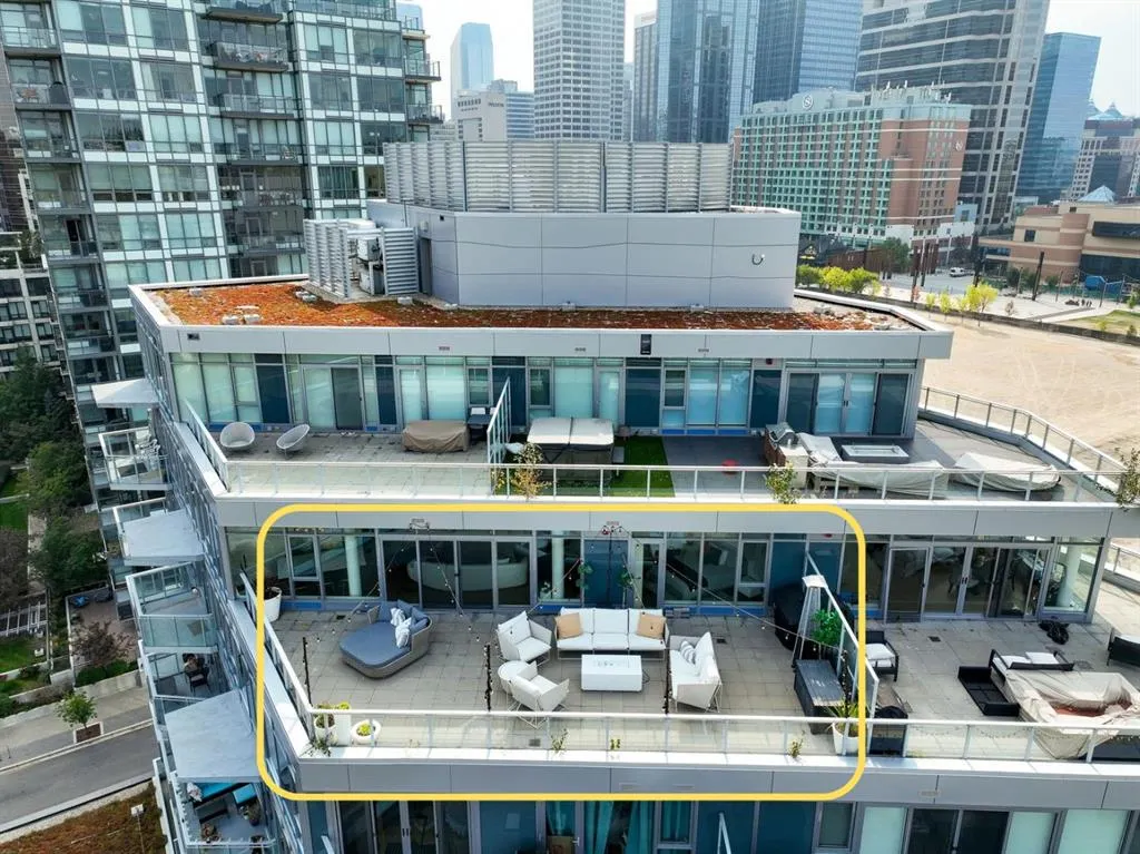 108 2 Street SW, #802