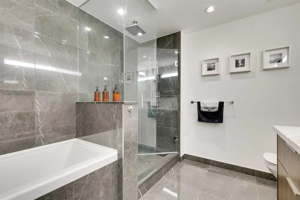 108 2 Street SW, #802