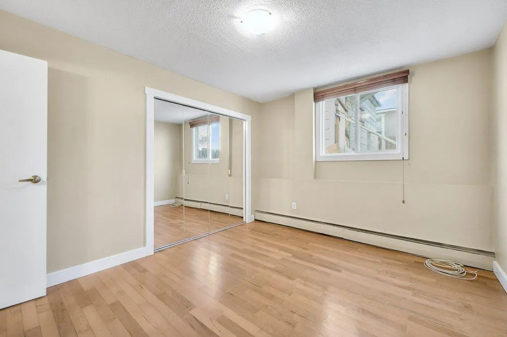2209 14 Street SW, #102