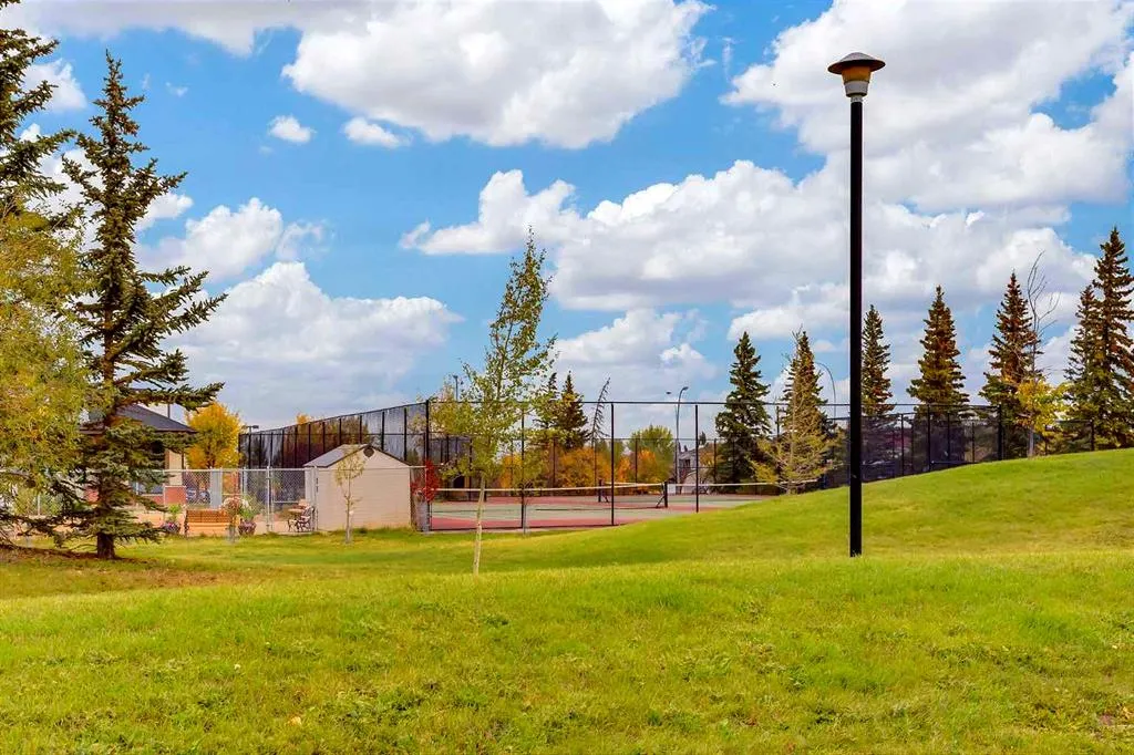 108 Citadel Park NW