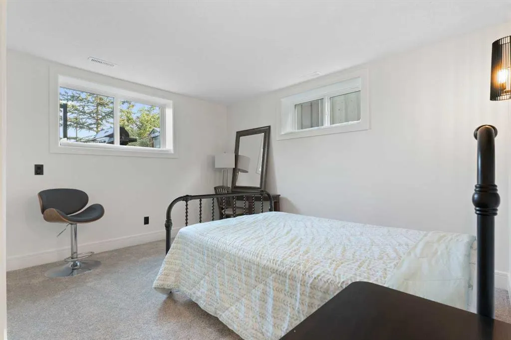 108 Citadel Park NW