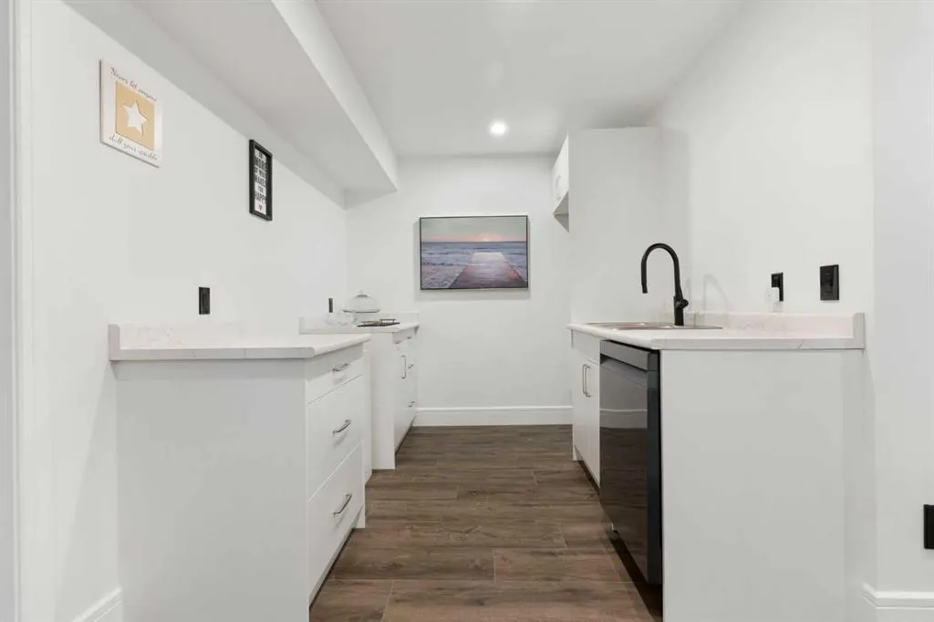 108 Citadel Park NW