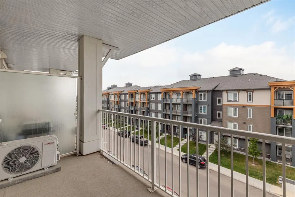 200 Auburn Meadows Common SE, #413