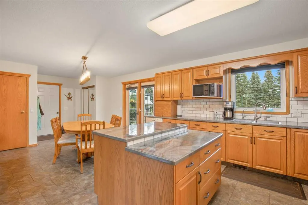1530 TWP Road 414