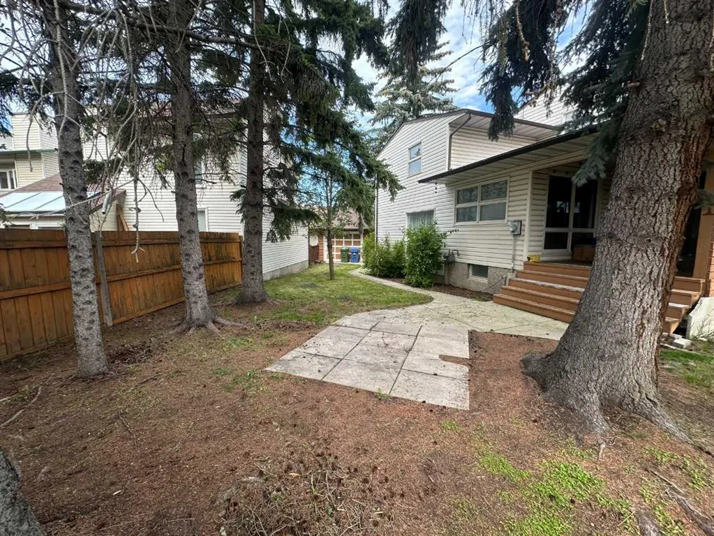 215 Ranchview Court NW