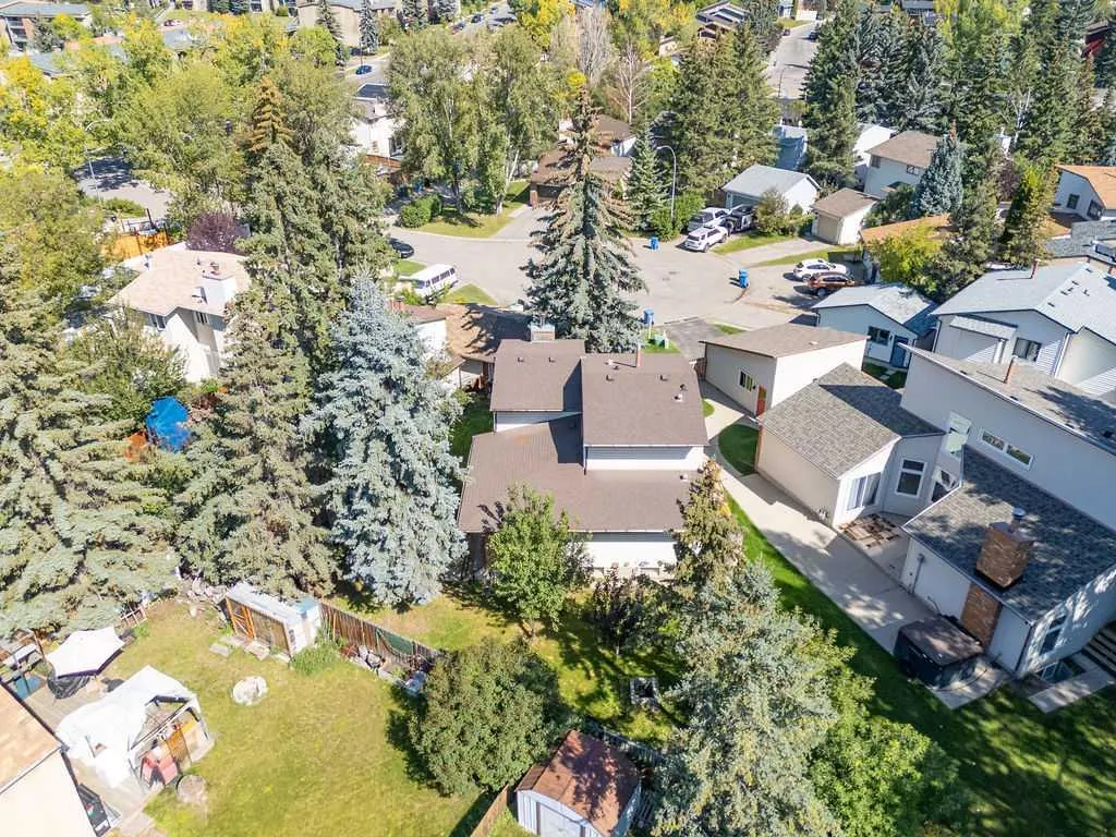 215 Ranchview Court NW