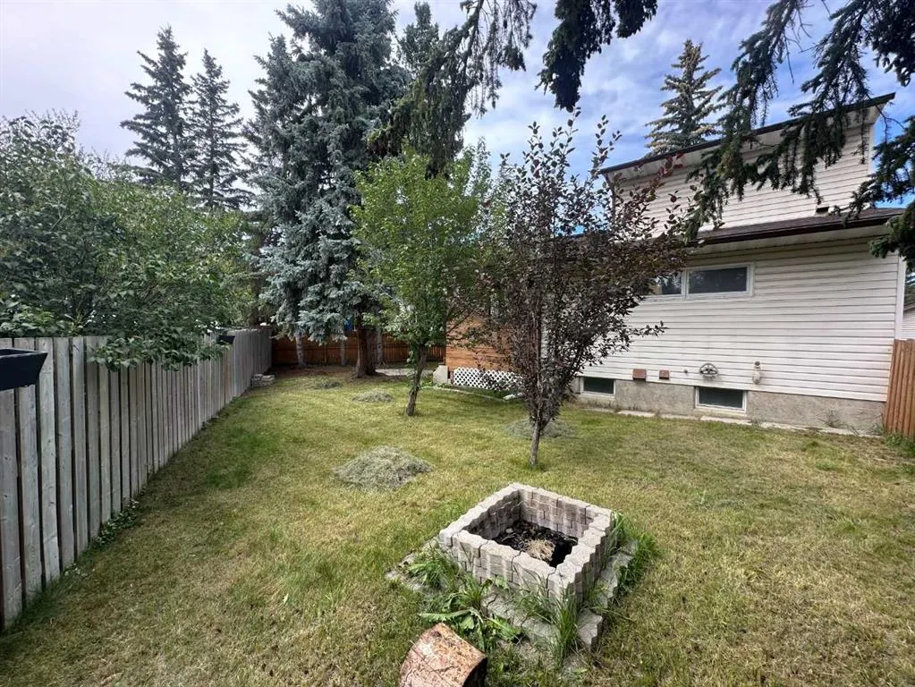 215 Ranchview Court NW
