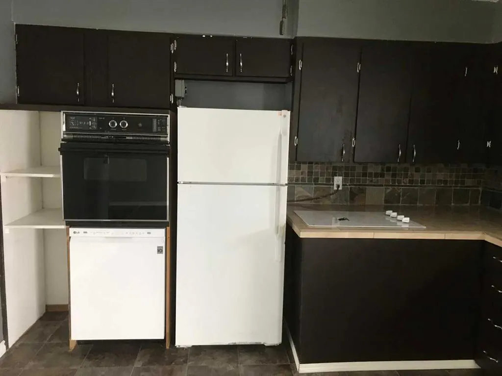 10125 100 Street