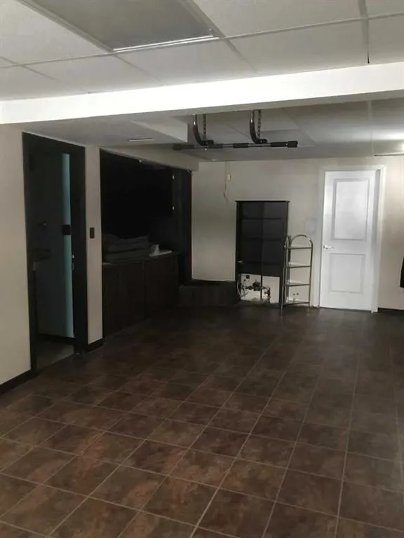 10125 100 Street