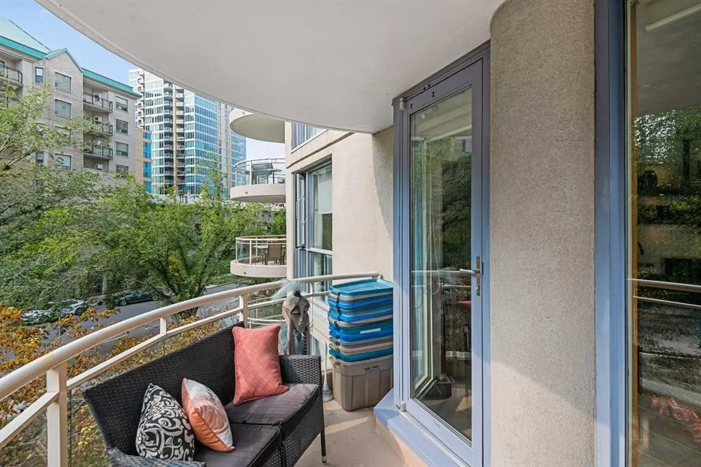 804 3 Avenue SW, #303