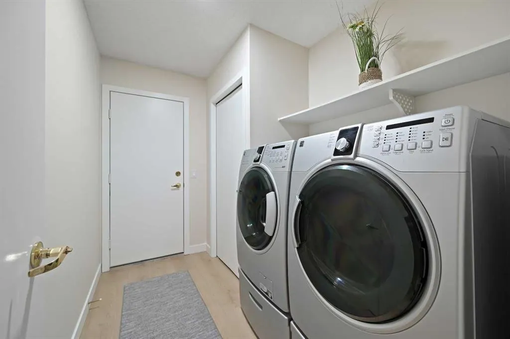 22 Sandarac Circle NW
