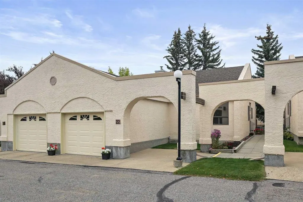 22 Sandarac Circle NW
