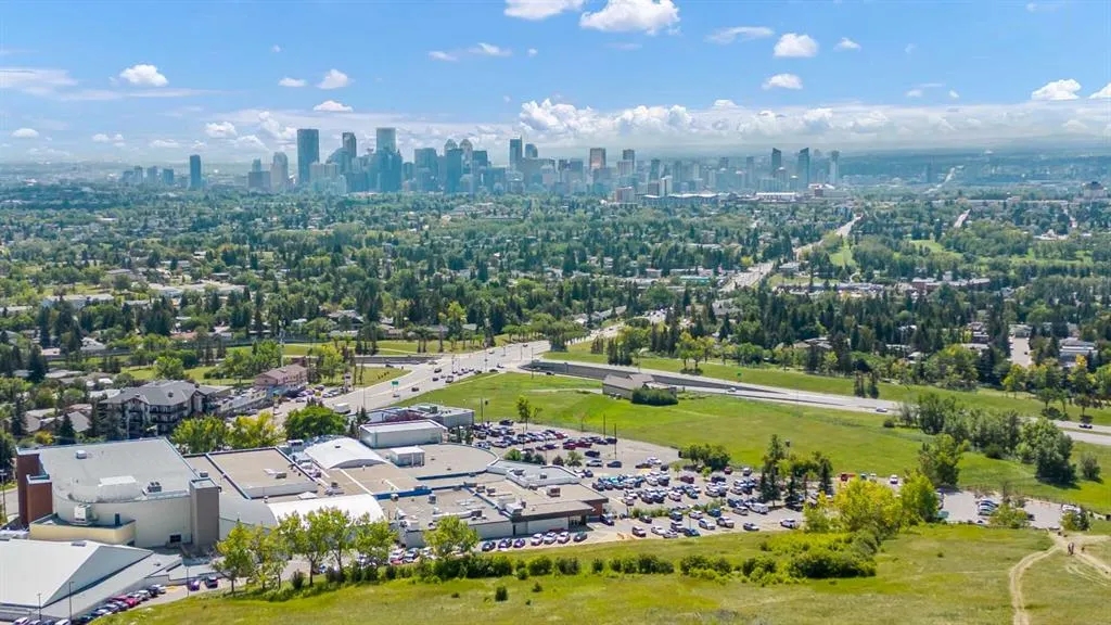 22 Sandarac Circle NW