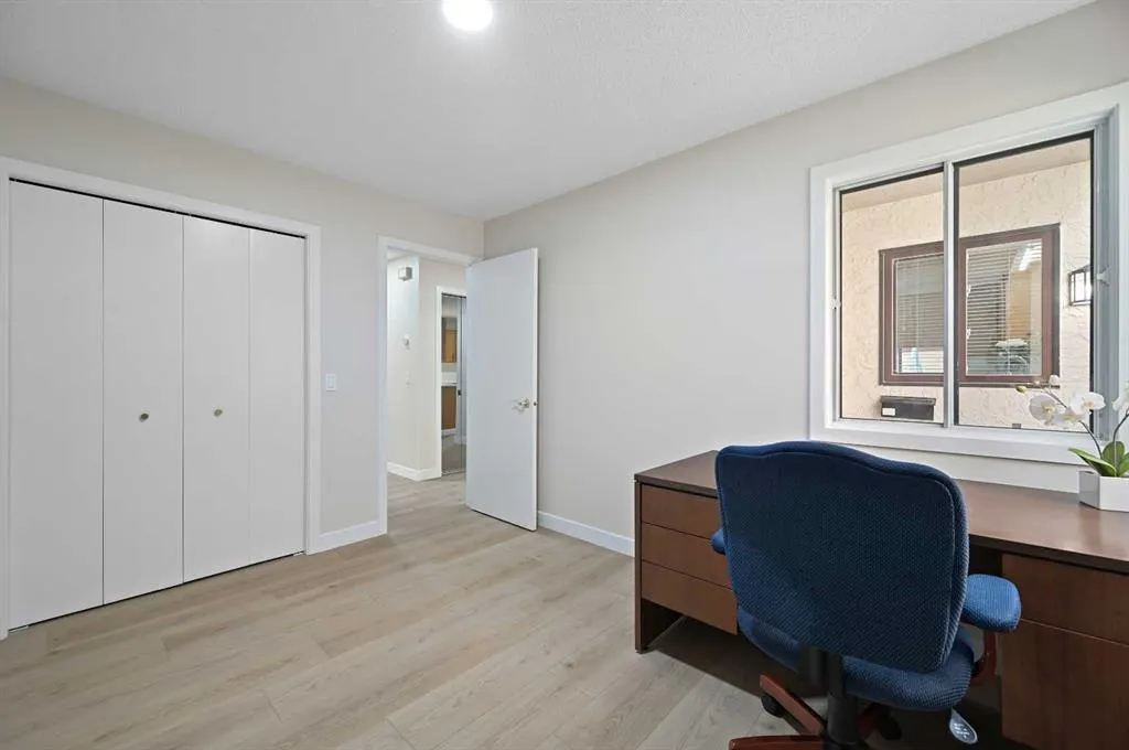 22 Sandarac Circle NW