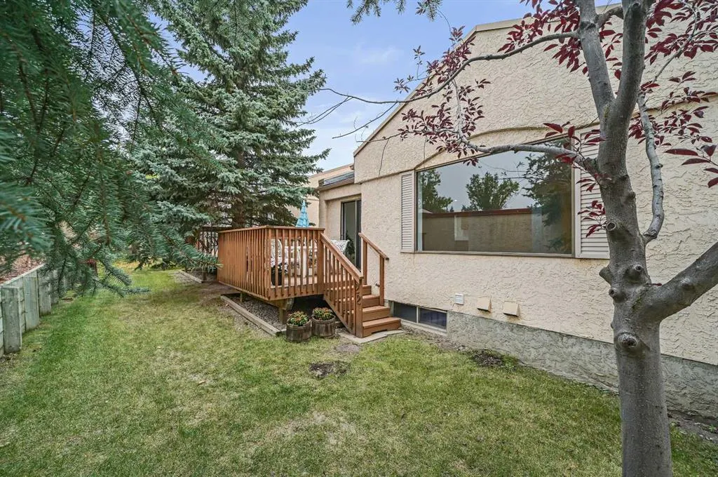 22 Sandarac Circle NW