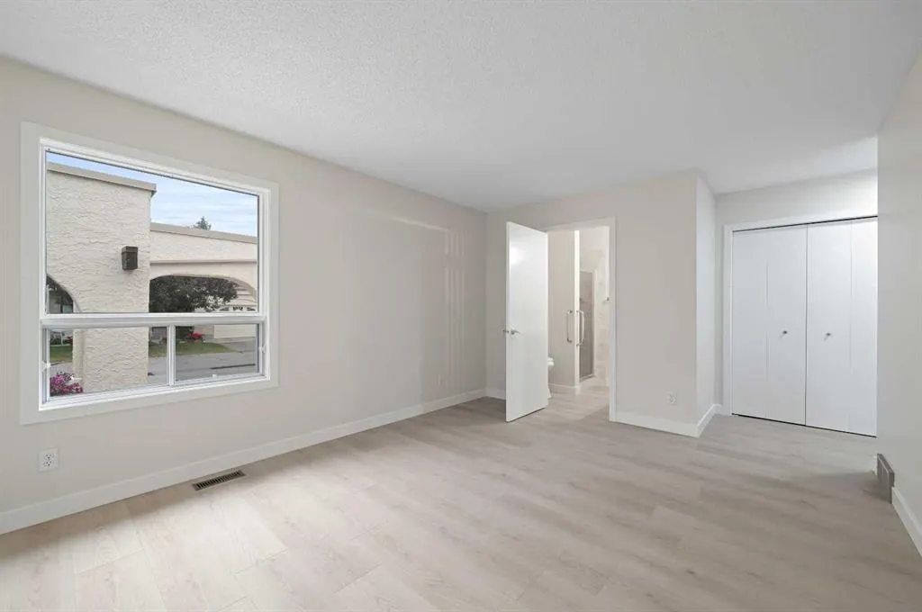 22 Sandarac Circle NW