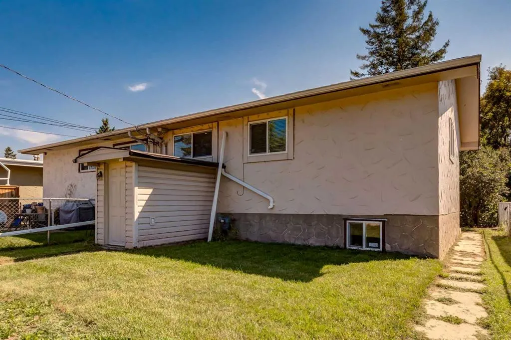 3119 Doverville Crescent SE