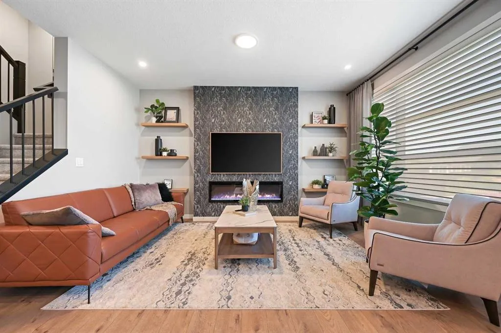 905 Cranbrook Gardens SE