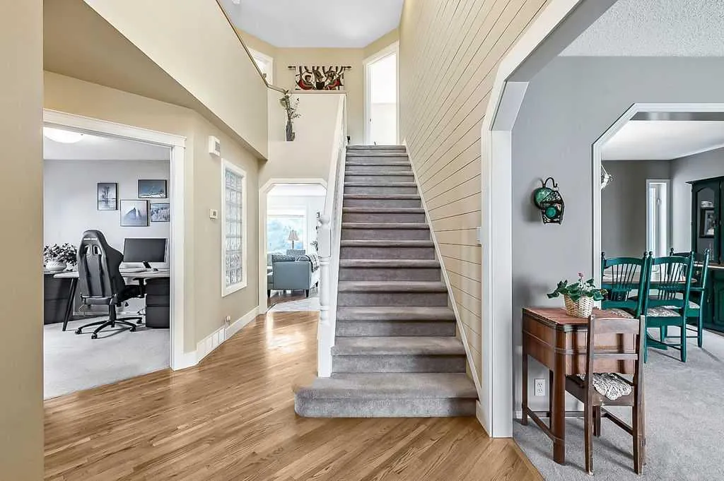 195 Mt Brewster Circle SE