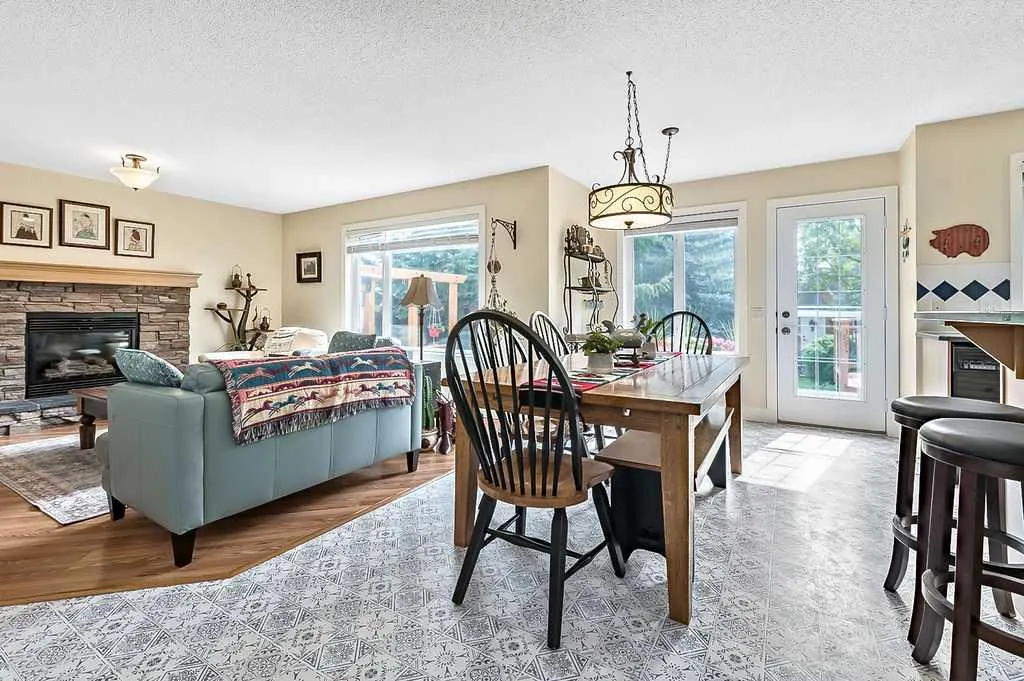 195 Mt Brewster Circle SE