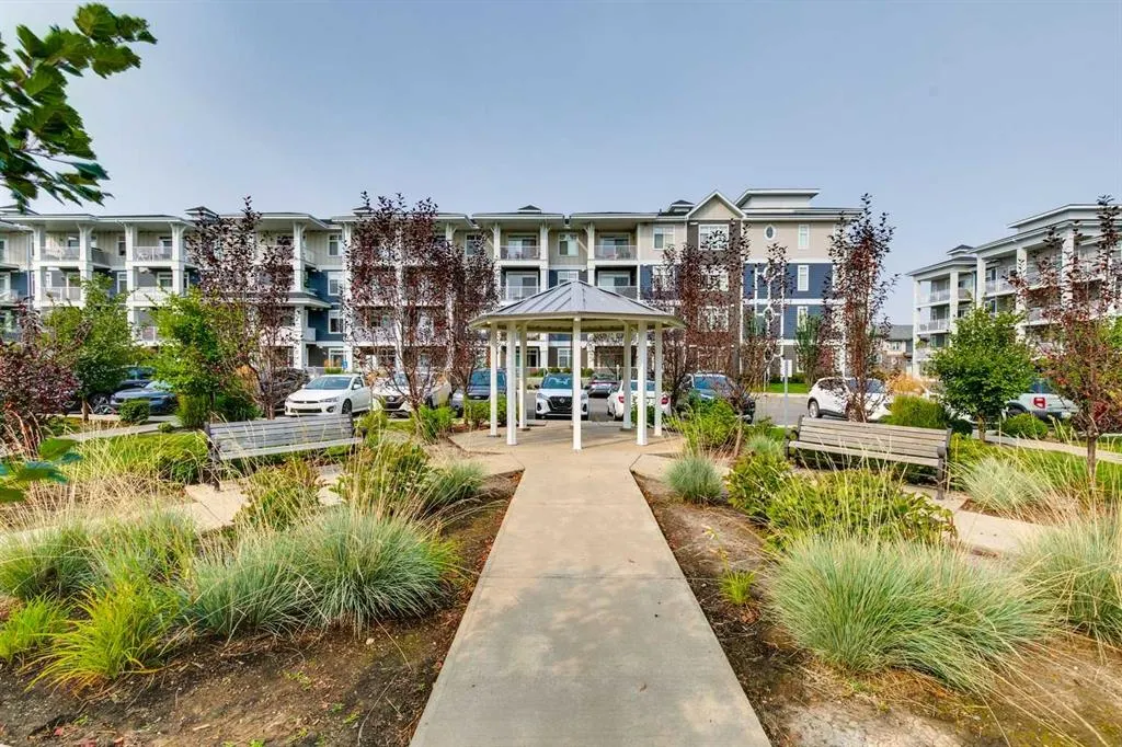 200 Auburn Meadows Common SE, #207