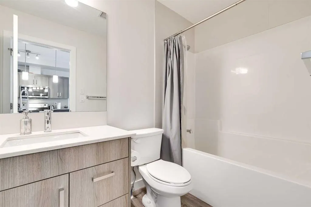 200 Auburn Meadows Common SE, #207