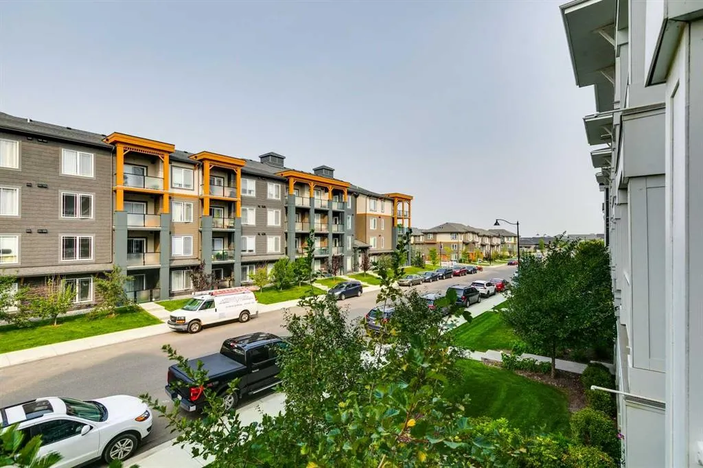 200 Auburn Meadows Common SE, #207