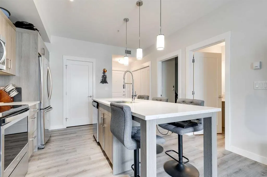 200 Auburn Meadows Common SE, #207