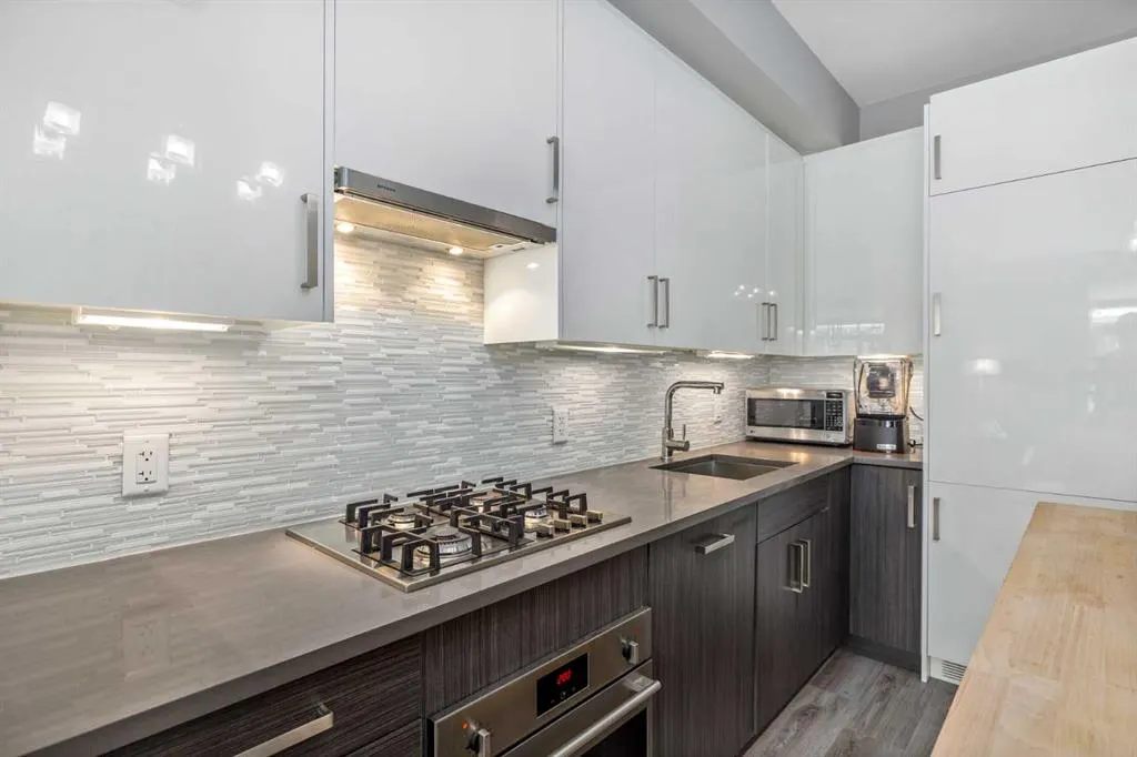 515 4 Avenue NE, #311