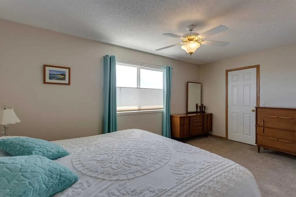 131 Citadel Mesa Close NW