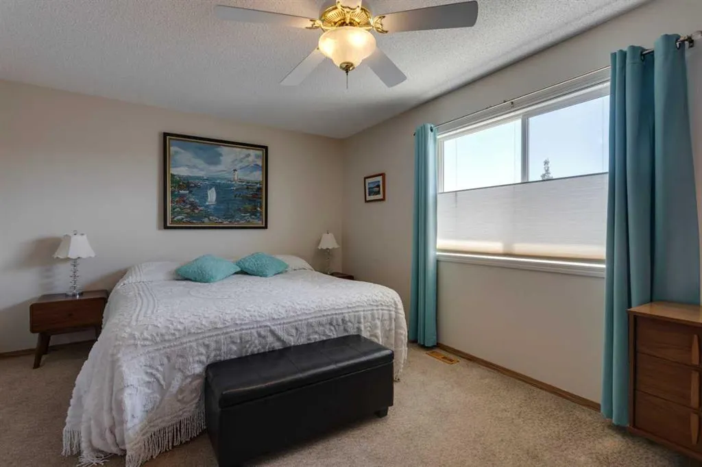 131 Citadel Mesa Close NW