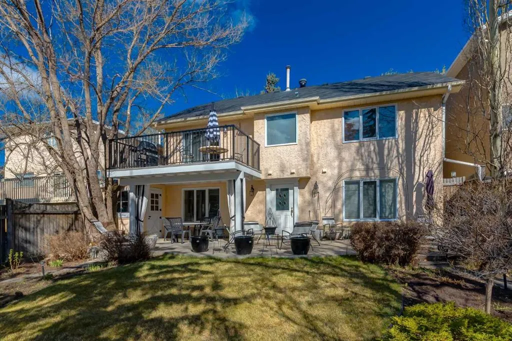 107 Arbour Lake Way NW