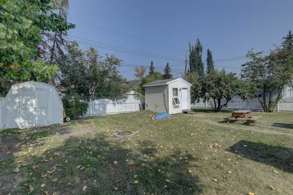 10132 93 Avenue