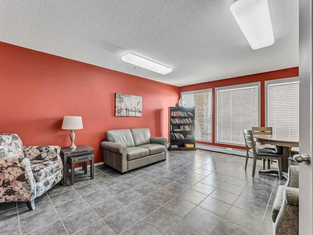 1648 Saamis Drive NW, #304