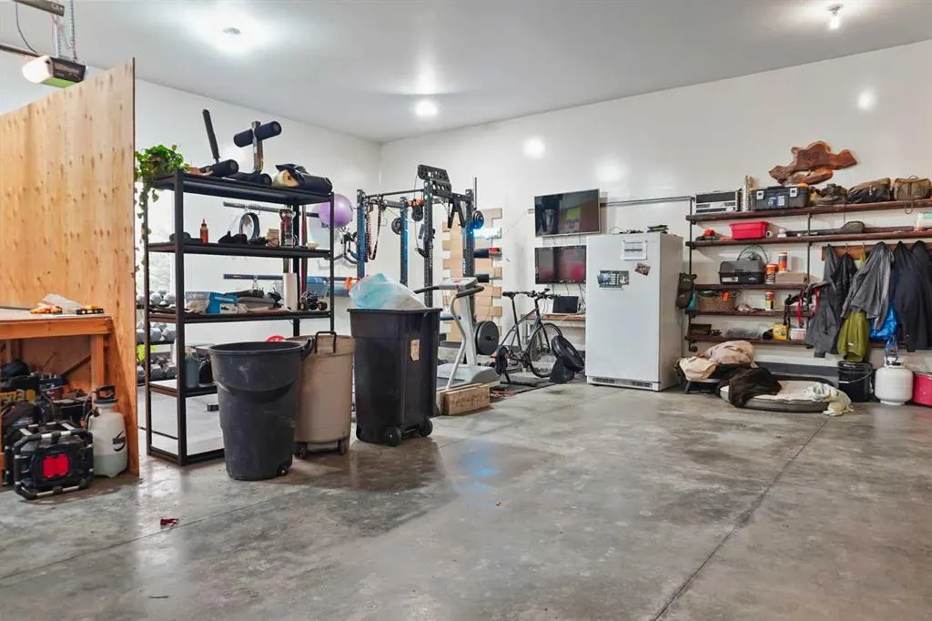 90044 Range Rd 200