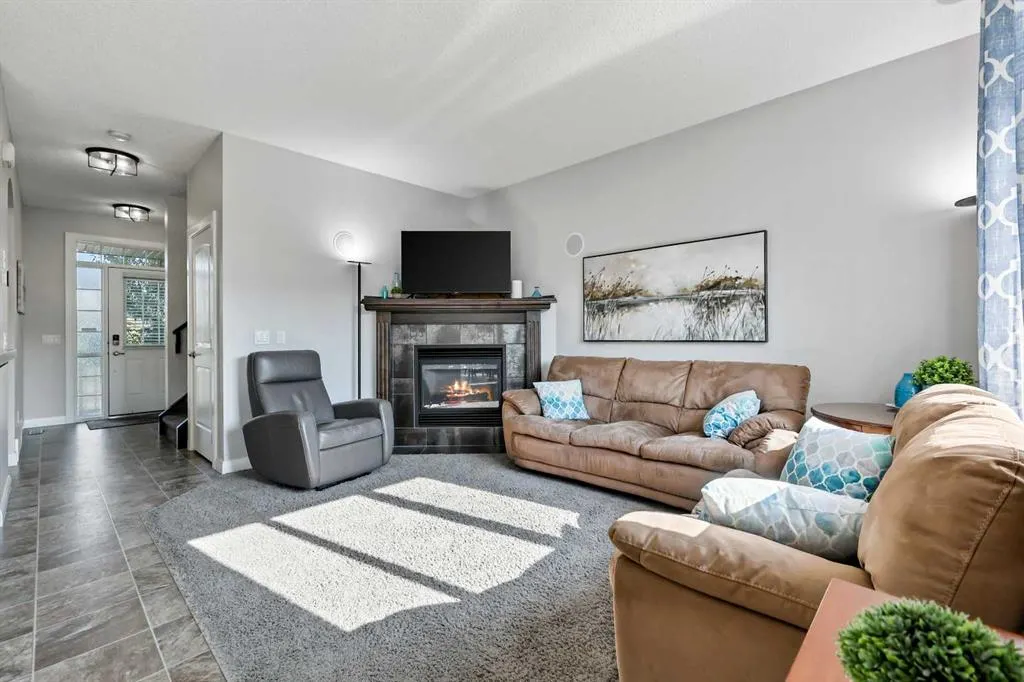 2530 Ravenswood View SE