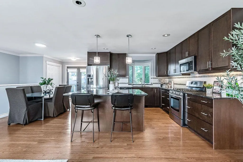 41 Mackay Drive SW