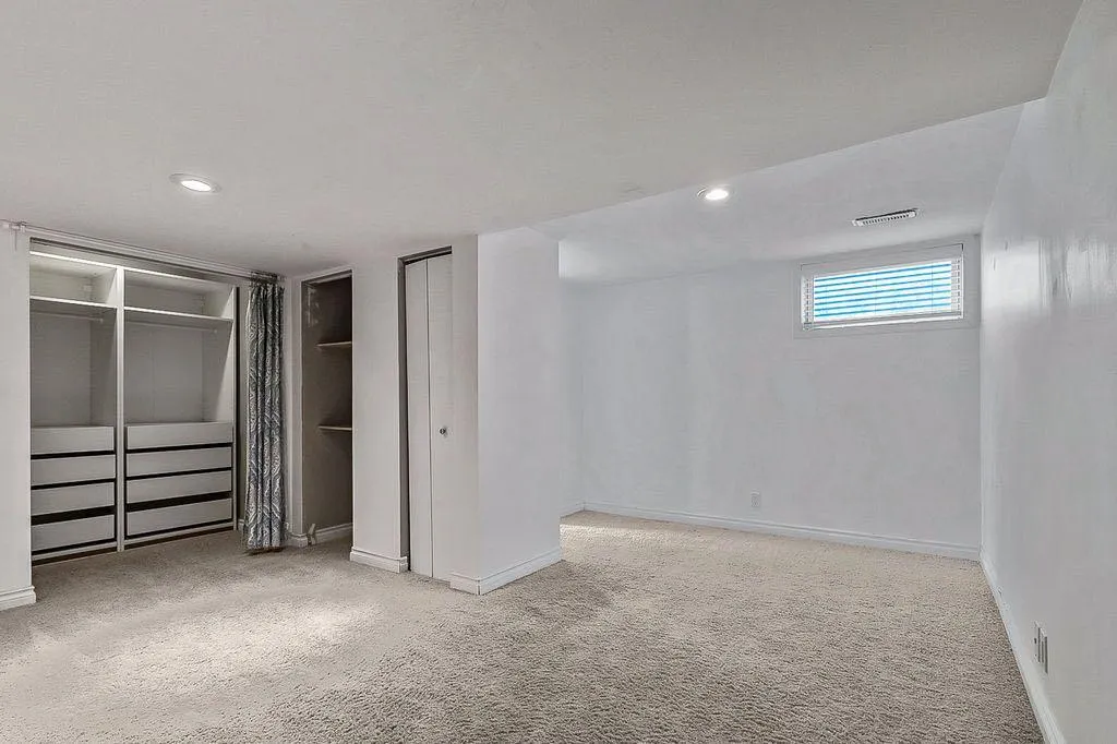 41 Mackay Drive SW