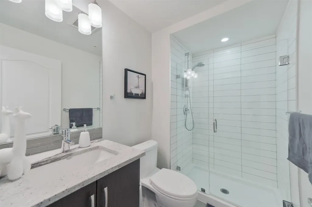 303 13 Avenue SW, #801