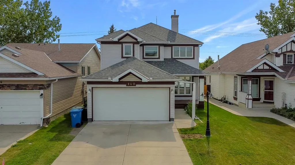 140 Coventry Green NE