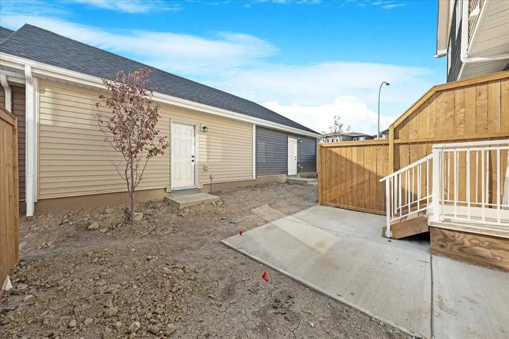 7 Baysprings Terrace SW