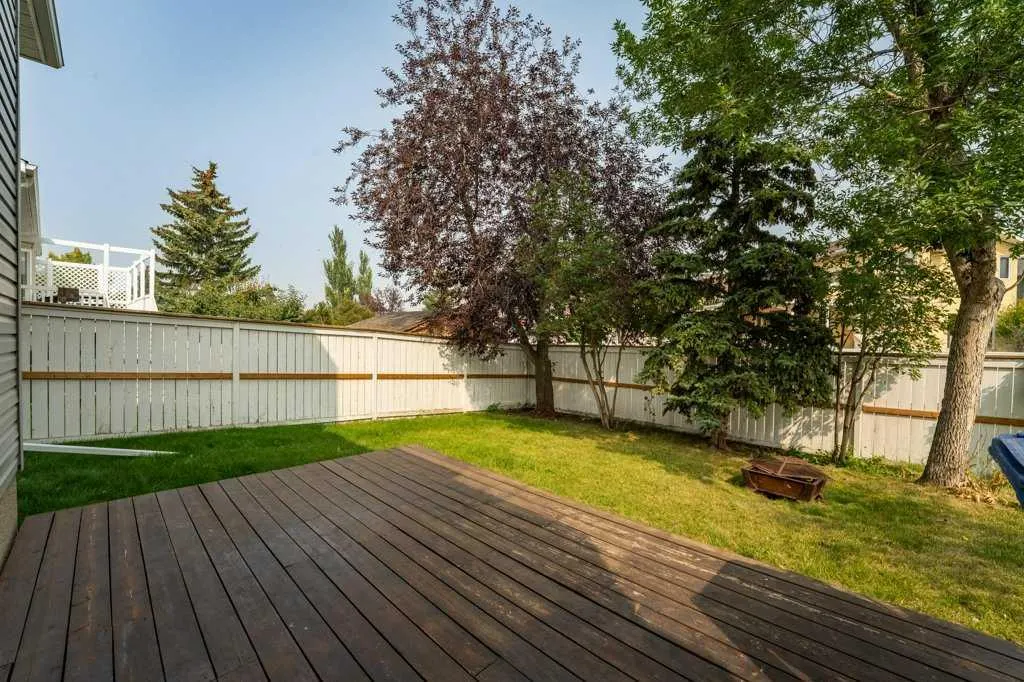 1224 Thorburn Drive SE