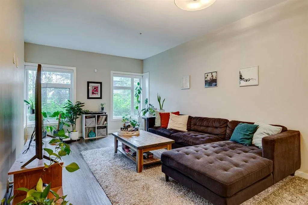 1720 10 Street SW, #106