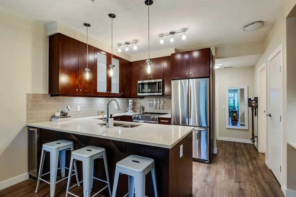 1720 10 Street SW, #106