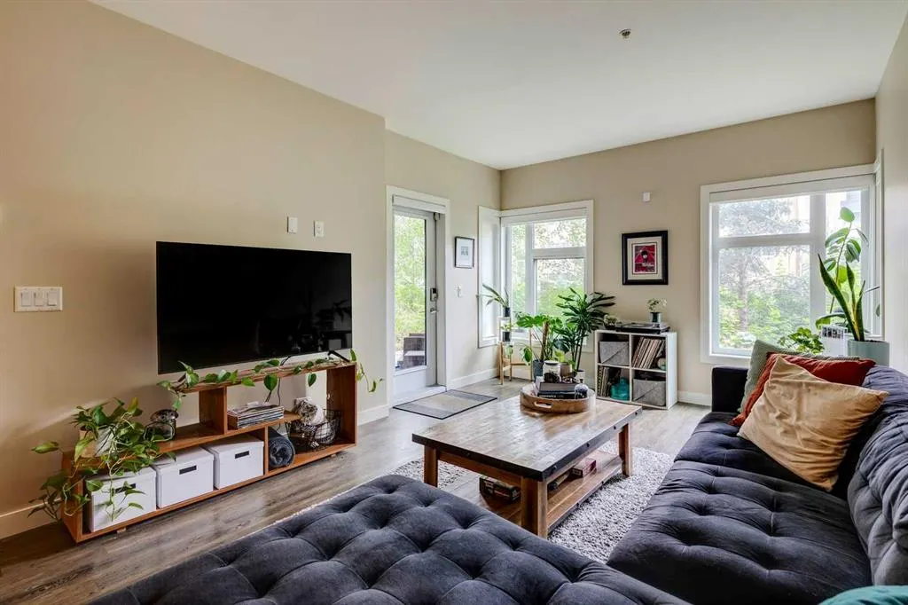 1720 10 Street SW, #106
