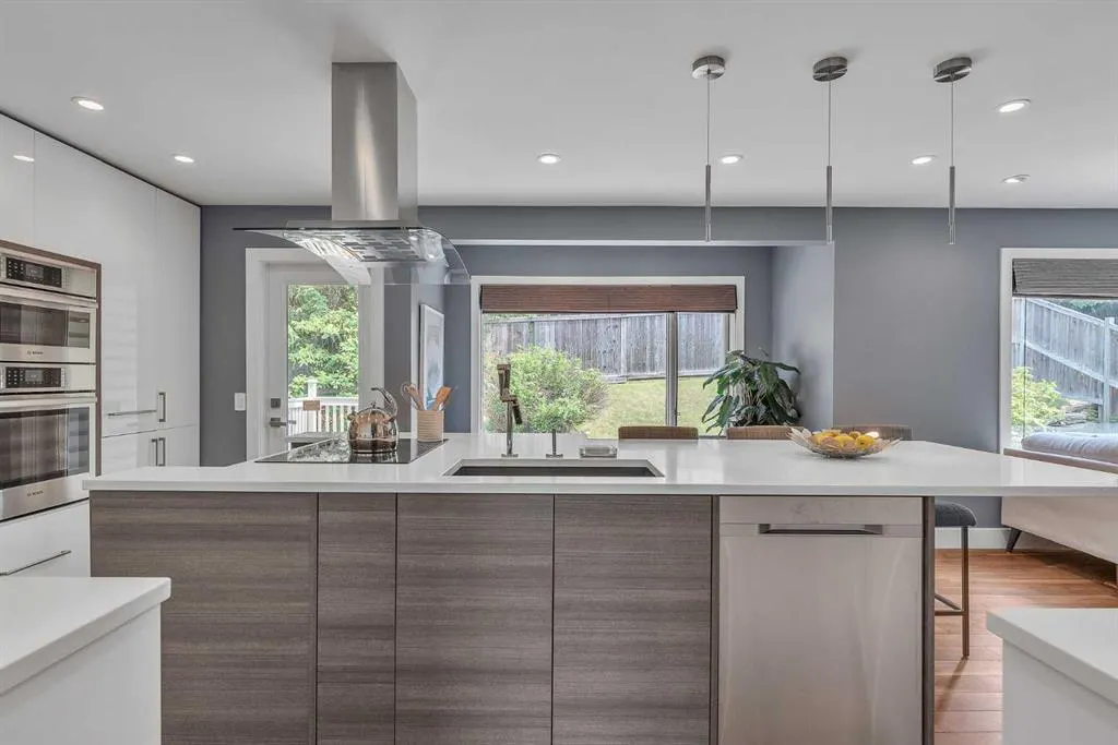 129 Edgebrook Gardens NW