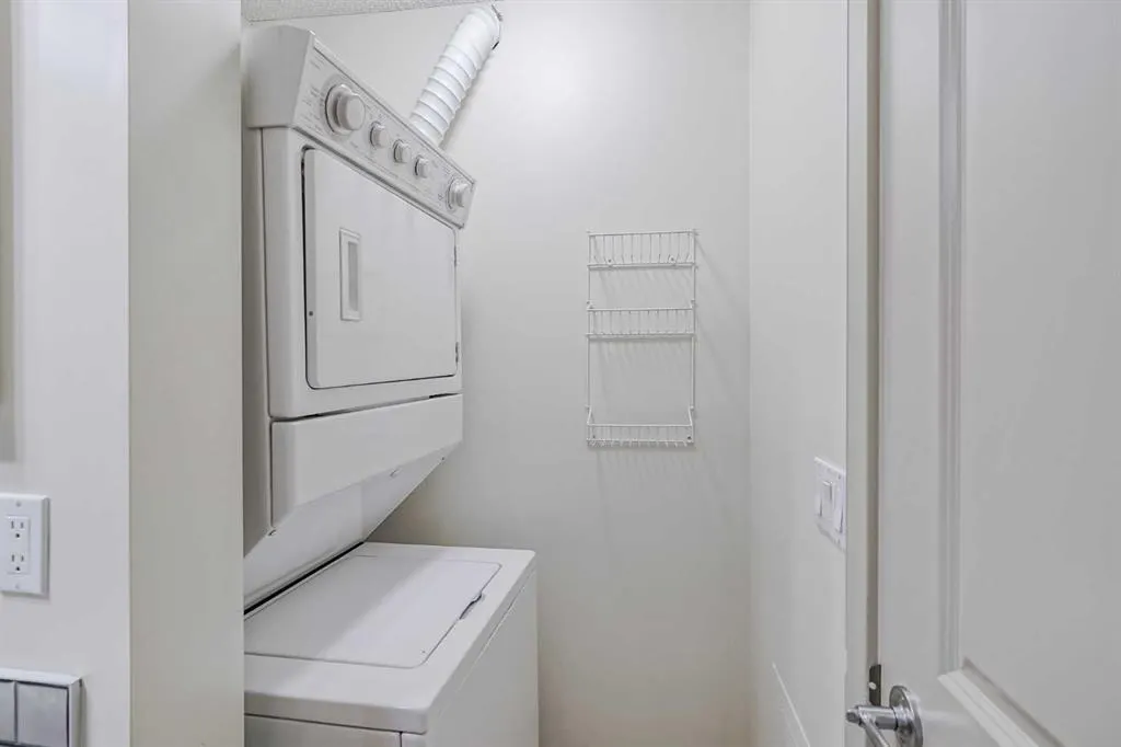 2233 34 Avenue SW, #141