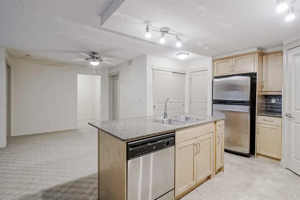 2233 34 Avenue SW, #141